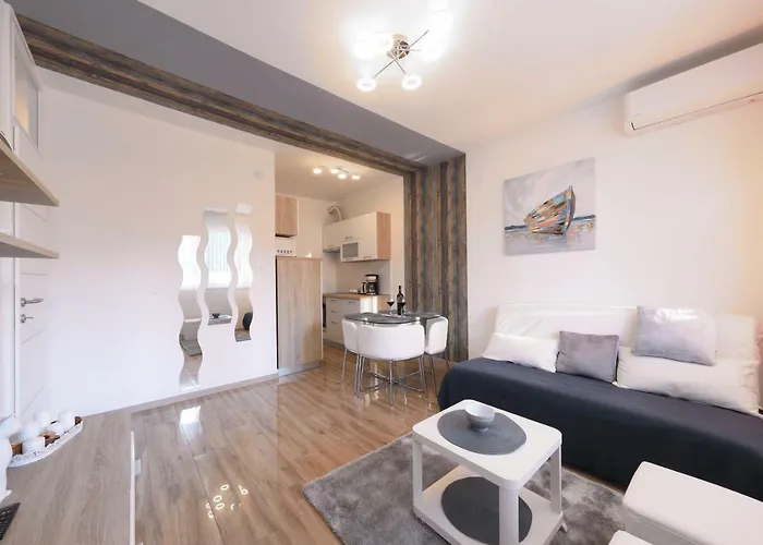 Angelica アパート *